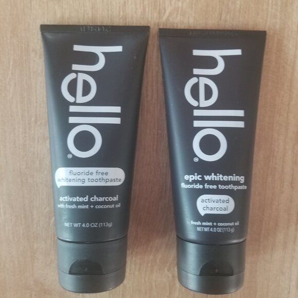 Hello Charcoal Whitening Toothpaste ×2 - Picture 3 of 4